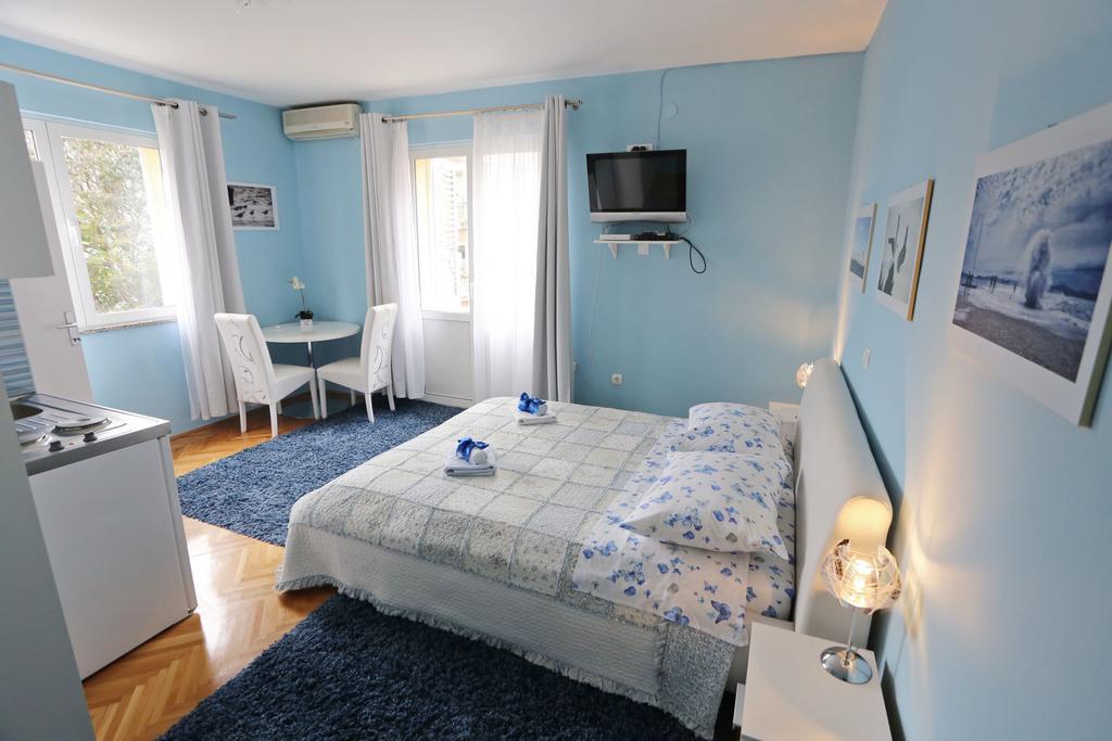 Apartments & Rooms Andrea Zadar Rum bild