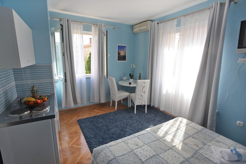 Apartments & Rooms Andrea Zadar Rum bild